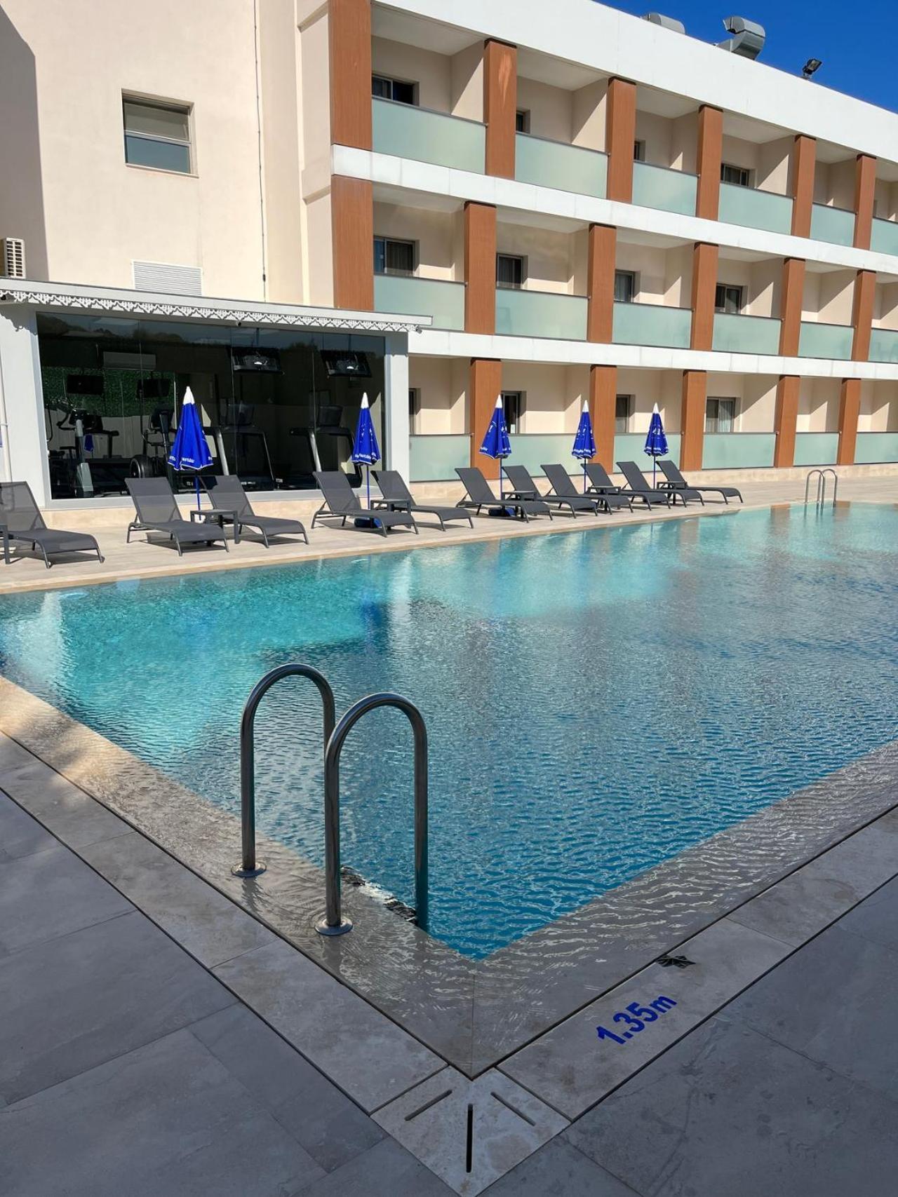 Holiday Inn Express Manisa-West By Ihg Eksteriør bilde