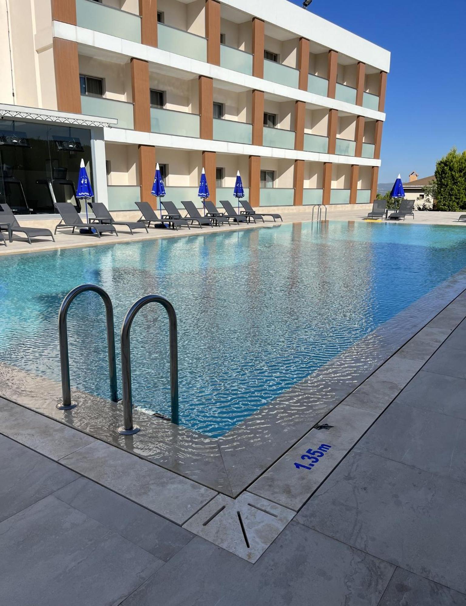 Holiday Inn Express Manisa-West By Ihg Eksteriør bilde